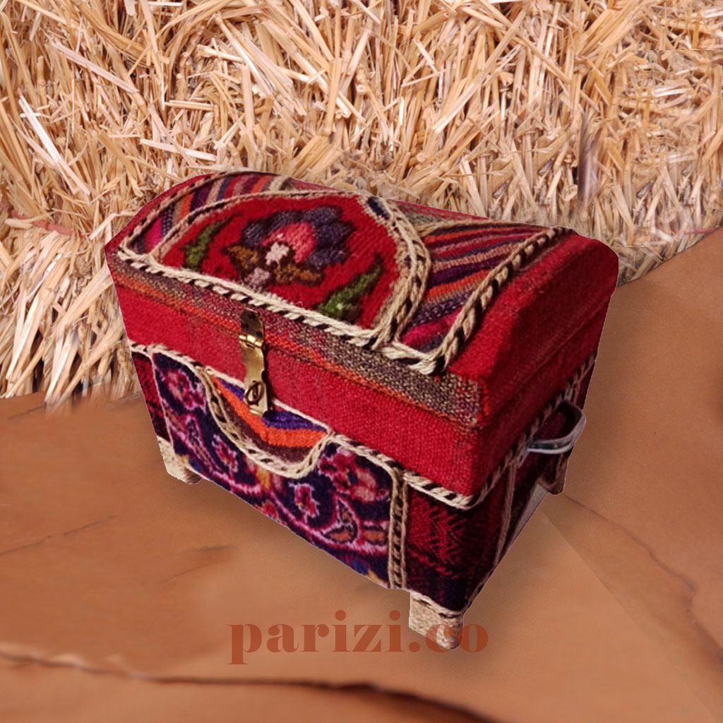 Traditional box
